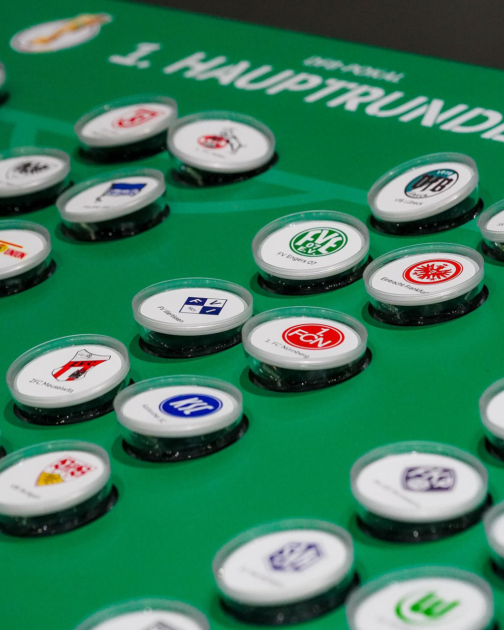 DFB Pokal SONDERTRIKOT